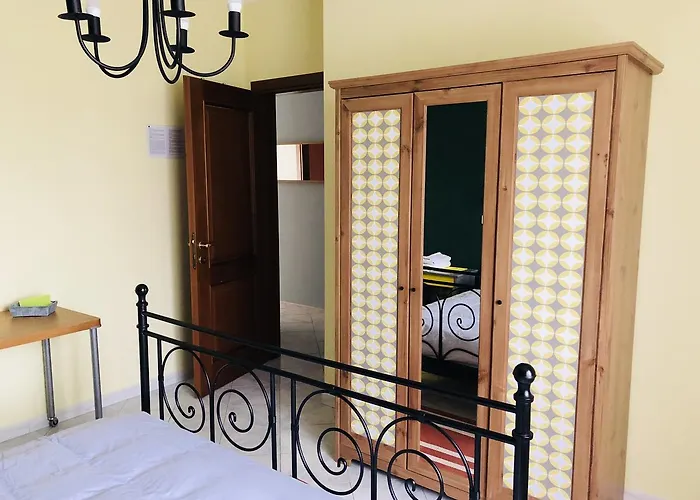 Viale Dei Pini Отель типа 